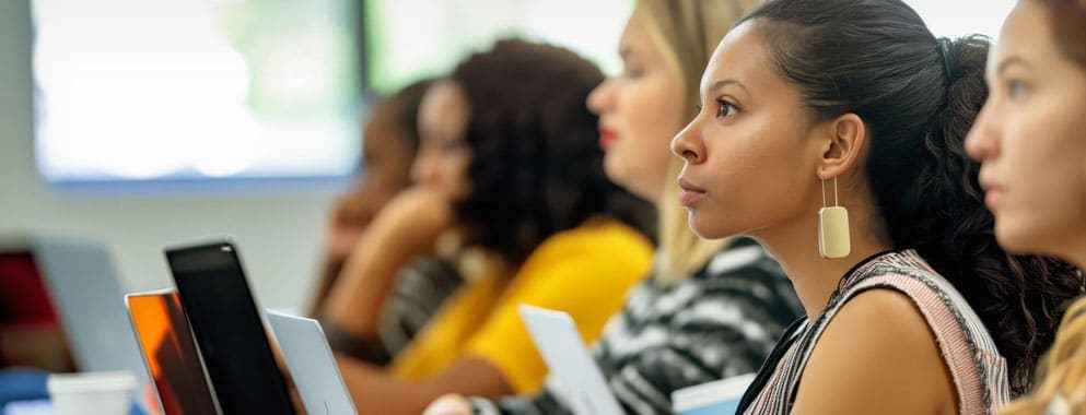 I-20 Application Process for International Students Transferring to Hunter College CE – City University of New York image promoting the I-20 application process at Hunter Continuing Education